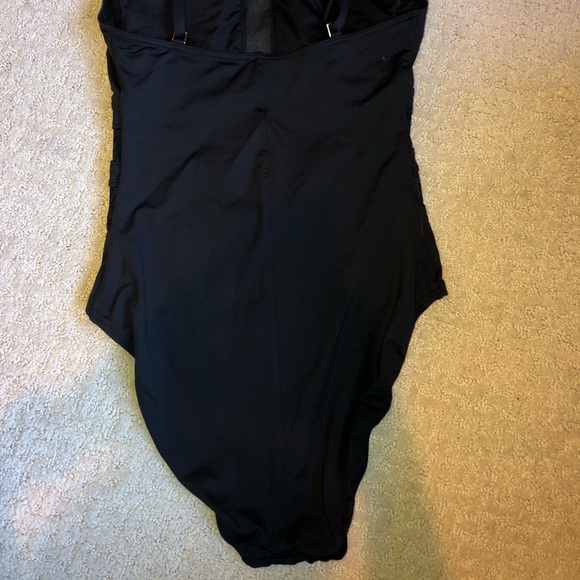 Black one piece - Picture 2 of 2